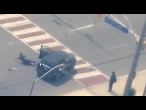 CAUGHT ON CAMERA: Violent carjacking in Mississauga. Safety advice from cops