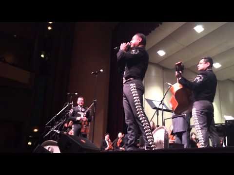 Cielo Rojo Mariachi Vargas