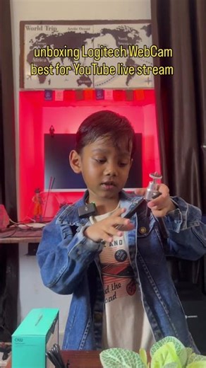 Logitech c922 pro webCam unboxing ￼￼￼￼
