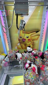 Conquering The Hello Kitty Crane 😦 #viral #clawmachine #arcade #hacks #lifehacks #hellokitty | TYE Arcade