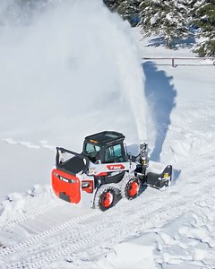 The S66 is built to handle just about anything, all year round 💪🏼. With its reliable hydraulics and intuitive controls, it’s ready for whatever job you throw at it, with the right attachments to match! Contact your local dealer: https://bobcat.click/dealer-locatorLA | Bobcat Asia Pacific & Latin America