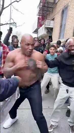 Young Fighters Tried Him… Tyson Showed Who’s Boss #boxing #viral