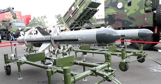 Cận cảnh dàn tên lửa diệt hạm, UAV uy lực ‘made in Vietnam'