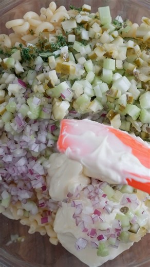 This Tuna Macaroni Salad is an old-school favorite- elevated! #tunamacaronisalad #easyrecipes Recipe at https://www.billyparisi.com/tuna-macaroni-salad/ | Chef Billy Parisi