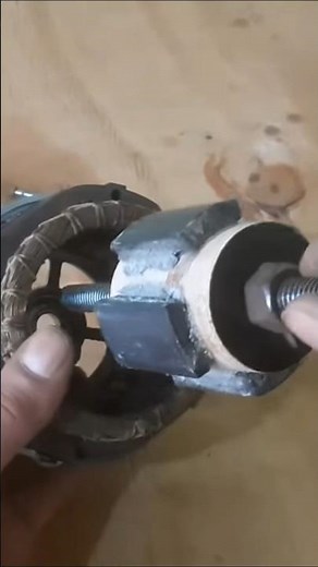 I teach how to make an electric generator using a washing machine motor.