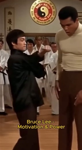 Bruce Lee maximum speed ⚡🐉 #brucelee #martialarts #shorts #epicmoments #viral #kungfu #honor
