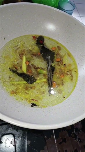 masak ikan asin bumbu kuning #fypシ゚viral #masakikanasinbumbukuning#adayinmylife