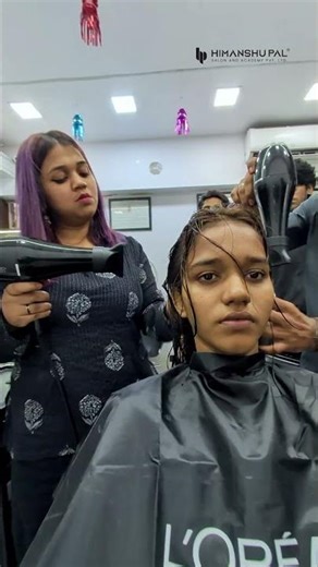 Professional Hair Color Training Class | Himanshu Pal Academy