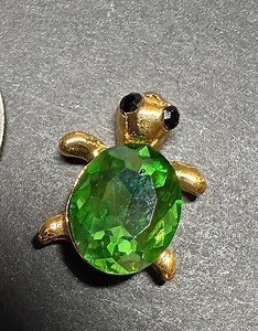 Green Crystal Turtle Magnetic Topper Charm Sold Individually….. Priced per Charm - Etsy Canada
