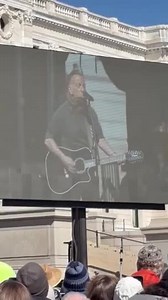 Springsteen Performs for Huge Crowd at Flagship ‘No Kings’ Rally
