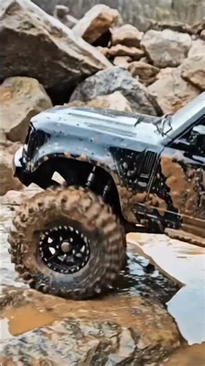 Crawler Rc Defender #fyp #viral #defender #crawling