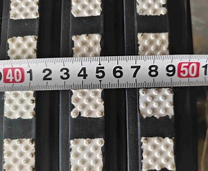 [Hot Item] 10m or 20m Long Rubber Ceramic Lagging for Mining Conveyor Pulley Lagging