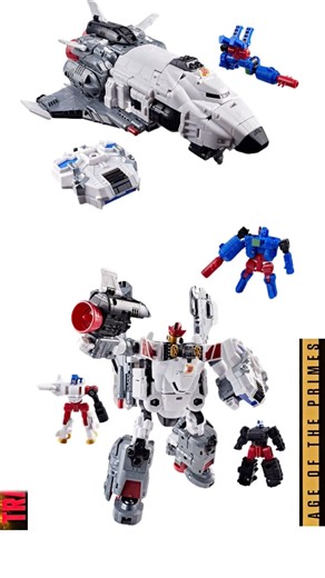 Transformers Generations Age of the Primes Commander Armada Jetfire with Requiem Blaster