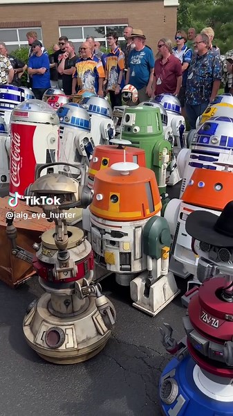 3D Printing the Perfect R2-D2 Droid