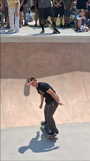 Skating The Bowl PERFECTLY 🛹 #shorts #skateboarding #skater
