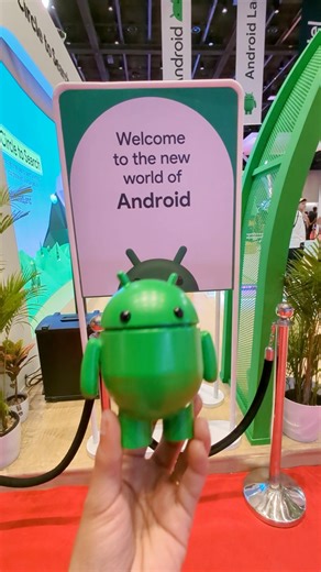 Beep beep boop boop. Walking you through with everything happening at #AndroidLand at #MumbaiComicCon 💚 | Google
