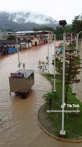 Zumbi inundado #Zamora #ZamoraChinchipe #lluvias #SOS
