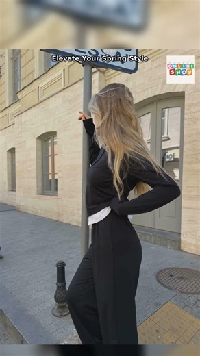 Beige two-piece suit, code 657. 🌸 This elegant set is the perfect spring refresh! The soft fabri...