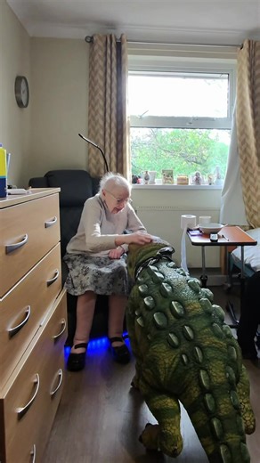 Today we had the absolute joy of visiting a lovely care home in Swansea, and we had a truly special moment. We went upstairs to meet Veronica, who was a bit nervous about coming down, and we brought our adorable Bramble along to meet her. Watching Veronica light up and seeing how much she loved meeting baby Bramble was just the most heartwarming experience. This visit was made possible thanks to all of you who subscribe to our fund. Your support helps us bring these magical moments to care homes