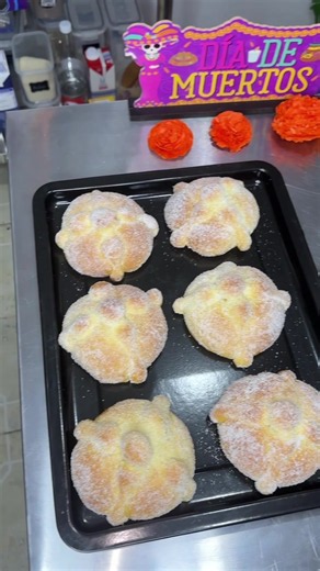 Te comparto mi receta de pan de muert paso a paso💀👩🏻‍🍳🥯, Excelentes para emprender en esta temporada✨ #pandemuerto #panaderia #mexico