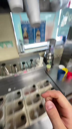 Sonic large oreo chocolate shake #pov #sonic #papasfreezeria #foryoupage #drivethru #icecream #work #asmr #satisfying #fypシ゚viral @chefvladdydaddy [7406901594501188910] | Darryl Russell