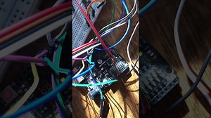 Servos   Arduino on same power supply = flickering... HELP!!