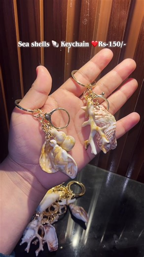 Stunning Sea Shell Keychain for Only Rs-150