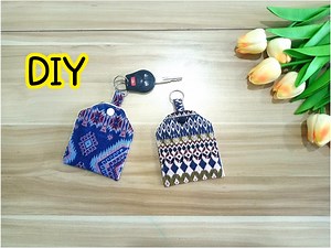 4.3K views · 28 reactions | Diy mini wallet keychain/Easy sewing tutorial Very cute sewing idea! | Dee by Rujchanu | #sewing #diy #pouch #handmade #sewingprojects #sewingideas #giftideas #coinpurse #sewingtips #coin purse #red tutorial #red #cloth bag #how to sew a cloth bag #bag | Diy By.rutchanoo | Facebook