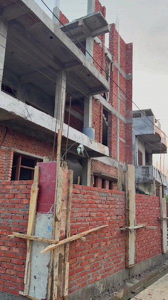 Two storey house 🏠 construction by synergy Engineering consultant & construction 🚧 Running project नक्सादेखि निर्माणसम्म !!! 💥 10 वर्ष भन्दा बढि अनुभव समेटेको Synergy Engineering consultant and construction ले घर, जग्गा र नक्सा सम्बन्धित सम्पूर्ण सेवाहरु - डिजाइन परामर्श, आकर्षक डिजाइन, उत्कृष्ट 3D मोडेलिङ्ग, Interior Design with 3D प्रदान गर्दै आइरहेकोछ ! जुन सुकै कन्स्ट्रक्सन सम्बन्धी कामको लागि हामीलाई आजै सम्झनुहोस् ! 📲 आजै सम्पर्क गर्नुहोस् : 9863448821,9807275807,9746552944 𝐒ECC नै कि
