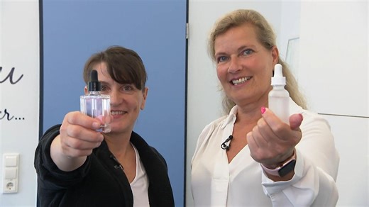 Falten weg dank „Botox aus der Flasche“? Wir machen den Test – das Ergebnis haut alle um!