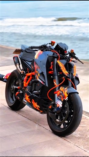 KTM Duke 1290 Super Duke R | Monster Naked Superbike 🔥 Top Speed & Exhaust Sound