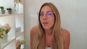 Easy DIY Chignon Tutorial: Simple Updo for Weddings & Special Occasions