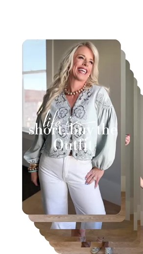 Life is short… buy the outfit 🩵 #shopyourstyle #pearls #cuteclothes #LibbyLouiseLooks #boutiqueshopping #ticktokfashion #effortlessstyle #smallbusiness #lookgoodfeelgood #classy