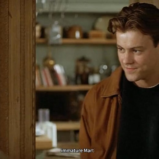 She accidentally made his boyfriends father fall for her. 📽️Damage 1992 | Ｍｏｖｉｅ ｃｌｉｐｓ