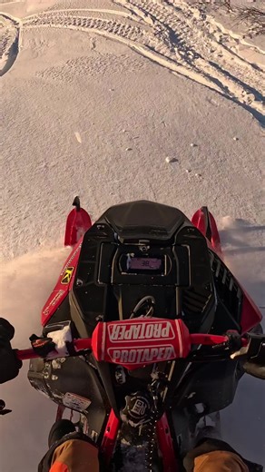 😍😍 #lynx #sledtok #jormlien #friåkningfrostviken #lynxfamily @Lynx Snowmobiles