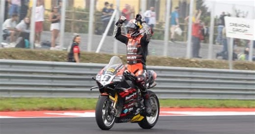 Superbike, Petrucci re di Cremona: vittoria anche in Gara-2