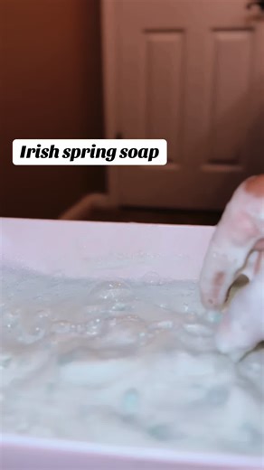 #fypシ #asmr #newtocleantok #soapasmr #soakedsoap #fup #cleantok #soakedsoapasmr #soappaste #soappaste #irishspringgreen #viral