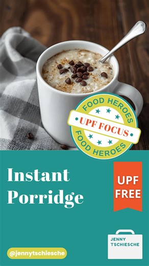 Instant Porridge Pots To make your porridge pot, you will need 50g of porridge oats and 15g of milk powder (I use organic oats and organic skimmed milk powder, both from @buywholefoodsonline ) plus whatever toppings you want. Simply grind the oats and milk powder in a blender or mini food processor. Don’t go too far because you want it to have some texture still. When you’re ready to eat your porridge simply stir in 120ml of hot water. Place the lid on for five minutes and then serve. You can ad