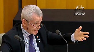 Australia's chief scientist Dr Alan Finkel explains climate change science to Malcolm Roberts MP at a Senate estimates hearing. | Brisbane Times