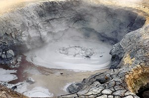 Dr. Pimple Popper Squeezed A Ton Of Cysts Over The Weekend And It Was 'Glorious'