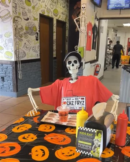👻🎃 Beef-A-Roo is ready for Halloween! 🕸️ Our stores are decked out and we can’t wait to see you tomorrow — stop by for some frightfully good food and festive fun! 💚🍔 #BeefARoo #HalloweenAtBeefARoo #SpookySeason #TrickOrEat #HalloweenFun #BooForTheRoo #FallVibes #FoodieFun #MidwestEats | Beef-A-Roo