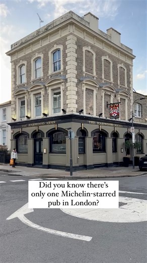 You're going to want to see this amazing London pub: https://bit.ly/2V80O6O ✨ | A Lady in London