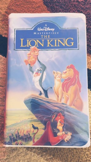 The Lion King 1994 #vhs #disney #movies #retro #90s #movie #nostalgia #vintage #physicalmedia #cool