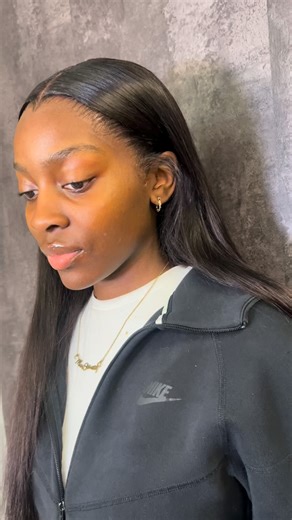 35 reactions | No edge x middle part bussdown, a classic combo!  November slots available December books open @donnedbynova @donnedbynova @donnedbynova @donnedbynova #syracusehair #donnedbynova #hairstylist #wiginstalls #hairstyling #newyorkhairstylist #newyorkhairstylist #wiginstallation #cosmetology #frontalinstall #newyorkhairstylist #wiginstalls #noedgeinstall | Ny Nova | Facebook