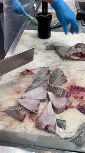 Professional Black Giant Pomfret Fish Cutting Skills#shorts