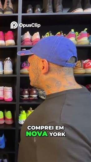 toguro mostra o closet pro João Adibe