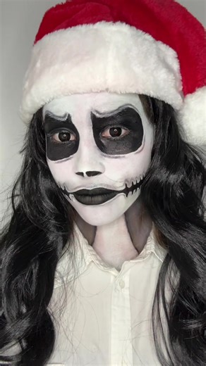 Makeup Transformation: Don't Fall Asleep with Ruby Rose