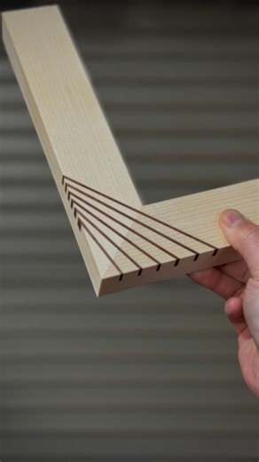 ANSHUL YADAV on Instagram: "Radial Spline Miter Joint Multiple splines radiating from a single point, adding strength where a miter joint is weakest. takuwoodcraft #twcdesign #woodworking #リール投稿1223日目"