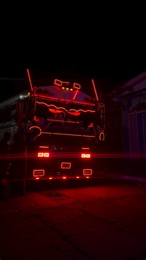 La Chulada #dennis #BusesPosting | Buses Posting