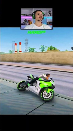 He was too good with the motorcycle against the police officer in this insane chase in GTA #short...